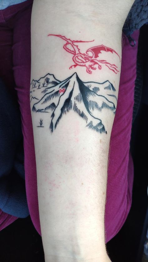 Botw Dragons, Mountain Arm Tattoo, Hobbit Tattoo, The Lonely Mountain, E.t Tattoo, Lonely Mountain, Lotr Tattoo, Dragons Tattoo, Mountain Tattoo Design