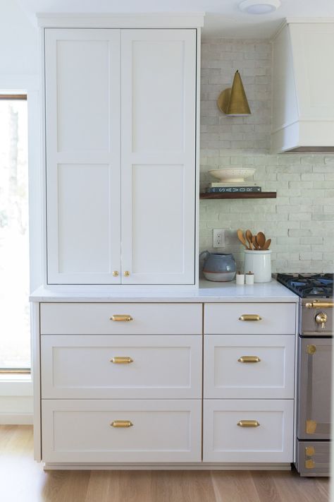 Foothill Drive — Interior Hallway, Kitchen Lighting Design, Built In Pantry, Light And Dwell, Decor Hallway, Kitchen Lighting Fixtures, Interior Modern, Open Shelves, Decoration Table