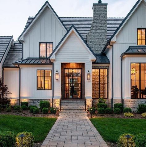 Niña on Instagram: “Want a sneak peek of the exterior mood board for the new house? Today on the blog I’m sharing that along with my love of copper lanterns!…” Tudor House Exterior, Farmhouse Exterior Design, American House, Brick Exterior House, Tudor House, Modern Farmhouse Exterior, Farmhouse Exterior, Dream House Exterior, Farmhouse Plans