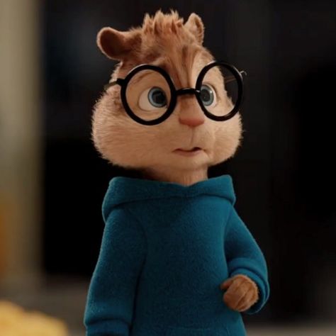 Iconic Asian Characters, Simon Chickmunk, Secret Life Of Pets Characters, Hear Me Out Cake Ideas Characters, Simone Alvin And The Chipmunks, Kid Show Characters, Here Me Out Cake Character Ideas, Here Me Out Cartoon Characters, Simon Chipmunk Fanart