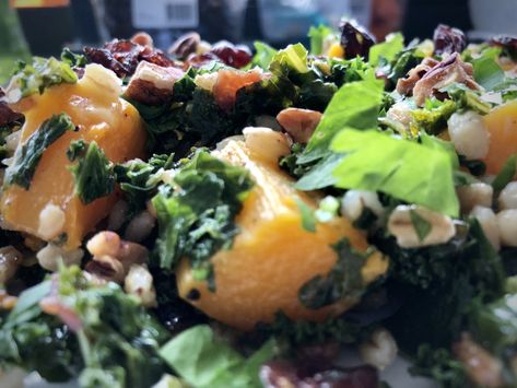 Maple Roasted Butternut Squash, Pearl Barley and Kale Salad – ARCISFOODBLOG Garlicky Kale, Salads For Lunch, Sweet Potato Gratin, Butternut Squash Chili, Lunch At Work, Barley Salad, Soba Noodles Salad, Sandwich Sides, Pearl Barley