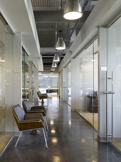 Industrial Corridor into office Office Corridor Ceiling Design, Concrete Floor Office, Office Concrete Floor, Office Corridor Design, Corridor Flooring, Home Office Lighting Ceiling, Ceiling Colors, Exposed Ceiling, Warehouse Office