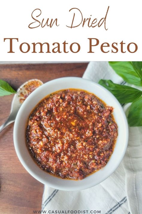 Sun dried tomato pesto (pesto rosso) is a delicious and versatile Italian sauce that comes together in minutes. Discover the best recipe for sun dried tomato pesto. Dried Tomato Pesto Recipe, Sun Dried Tomato Pesto Recipe, Preserving Produce, Tomato Pesto Recipe, Italian Sides, Vegetarian Pasta Sauce, Sage Pesto, Sun Dried Tomato Pesto, Pesto Sauce For Pasta