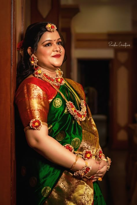 SAISHA CREATIONS PUNE, 7887 718 718 Dohal Jevan Look, Seemantham Photoshoot, Sreemantham Photoshoot, Seemantham Photos, Indian Maternity Photos, Baby Shower Makeup, Dohale Jevan, Engagement Dress For Groom, Couple Maternity Poses