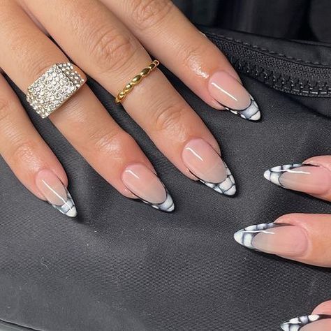 𝐆𝐄𝐋-𝐗 𝐍𝐀𝐈𝐋𝐒 (@ceesclaws) • Instagram photos and videos White French Design, Crocodile Nails, Black And White French, Crocodile Animal, Chalkboard Nails, Art For Women, Cute Nail Colors, Shape Nails, Almond Shape Nails