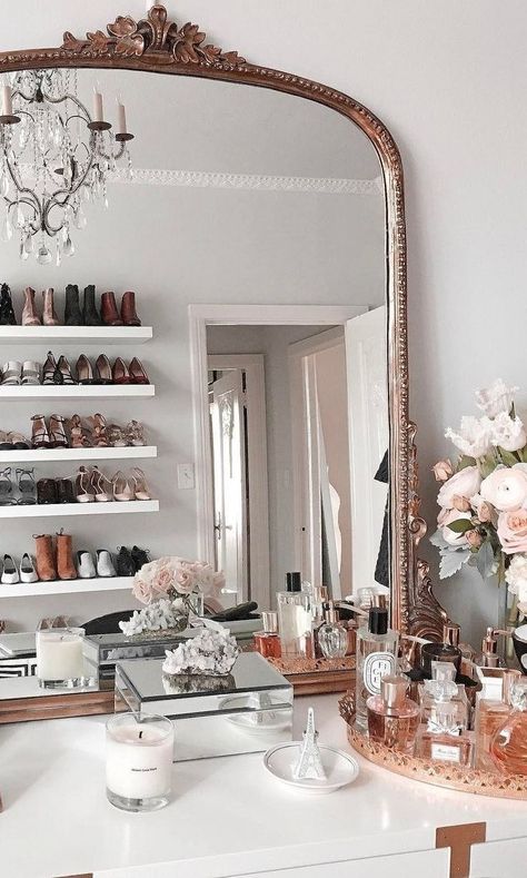 The Golden Girl | Pretty Things, Aesthetic, makeup, relaxing, pink, soft pink, makeup, baths, flowers, shades of pink, style, fashion blogger, blogger, inspiration Decorating Bathrooms, Facial Art, Interior Design Per La Casa, Shoe Shelves, Glam Room, Inspo Pics, Vintage Bedroom, Bedroom Vintage, Decoration Inspiration