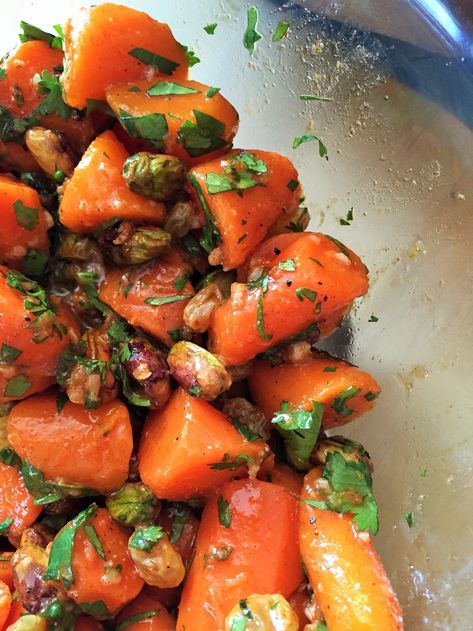 Moroccan Carrot Salad — Kitchen Bliss Carrot Recipes Side Dishes, Moroccan Carrot, Moroccan Carrot Salad, Moroccan Vegetables, Moroccan Carrots, The Perfect Salad, Moroccan Cooking, Moroccan Dishes, Tagine Recipes