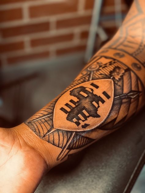 IG : @inkboy_Que on X: "Tribal tattoo design 🔥🔥🔥 African patterns.#RSAvBIL this is PURE talent. https://t.co/2xjGD4HGLv" / X Zulu Tattoo South Africa, African Arm Tattoo, African Leg Tattoo Men, Zulu Tattoo Ideas, Zulu Shield Tattoo, Kenyan Tattoo, African Pattern Tattoo, Africa Tattoos Men, African Tattoo Design