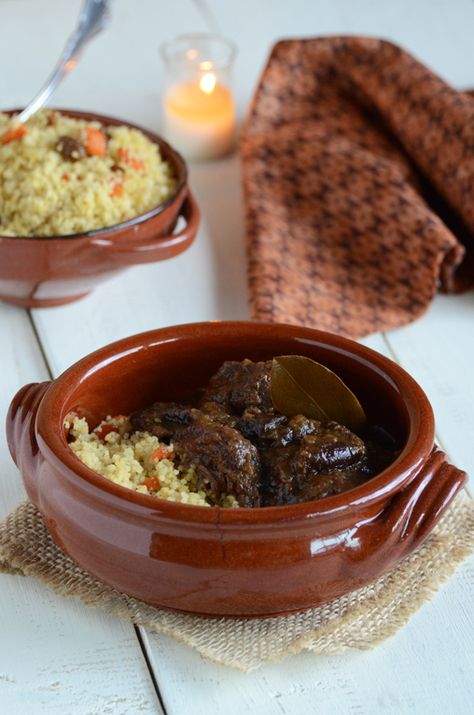 Moroccan stew (though I'm going to have to find middle eastern 9 spice before I attempt this one) Rib Dishes, Beef Shin Recipes, Stewing Beef, Irish Lamb Stew, Moroccan Beef, African Kitchen, Moroccan Stew, Beef Rib, Pearl Couscous