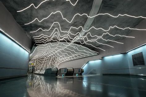 Stockholm Subway Art Tour: A Step-by-Step Guide - The Globetrotting Teacher Led Light Art, Stockholm Metro, Bathroom Bidet, Metro Photography, Stockholm Travel, Underground Station, Metro Subway, Visit Sweden, Sweden Cities