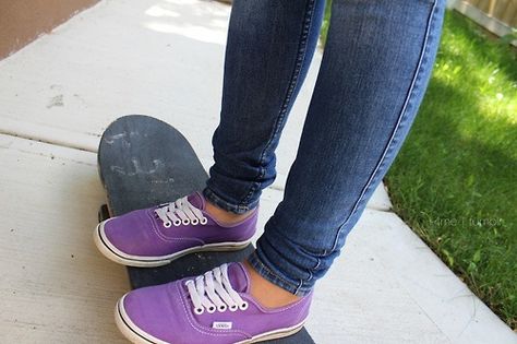 ♡ Purple Vans, Cute Vans, Womens High Top Shoes, Ugly Shoes, Amazing Outfits, Vans Off The Wall, Shoe Closet, Shoe Obsession, Style Chic