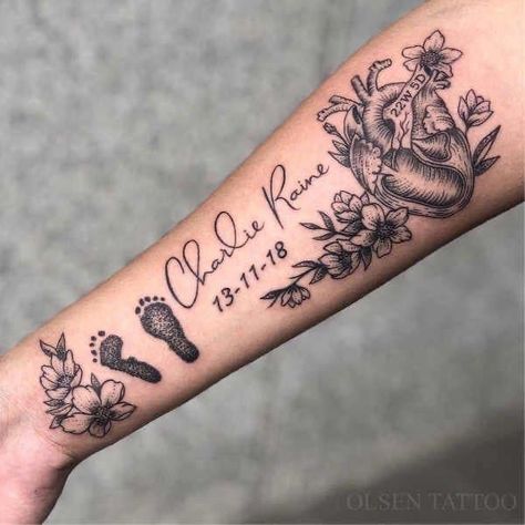 Tattoo Ideas For Moms With Sons Unique, Tattoos For Son, Tattoos For Siblings, Tattoo For My Son, Matching Tattoos For Siblings, Kind Tattoo, Baby Tattoo Designs, Baby Tattoo