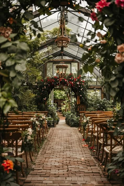 27 Small Wedding Ideas for an Intimate and Memorable Day Ceremony Venue Ideas, Vision Board For Wedding, Outdoor Wedding Venus, Small Cozy Wedding Ideas, Wedding Vignette Ideas, Micro Wedding Themes, Romantic Micro Wedding, Greenery Flowers Wedding, Small Cozy Wedding