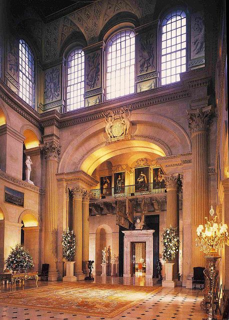 Great Hall of Blenheim Palace, U.K. Consuelo Vanderbilt, Mansion Estate, Manor Homes, Castle Ideas, Castle Howard, English Architecture, Oxfordshire England, Palace Interior, Castle Mansion