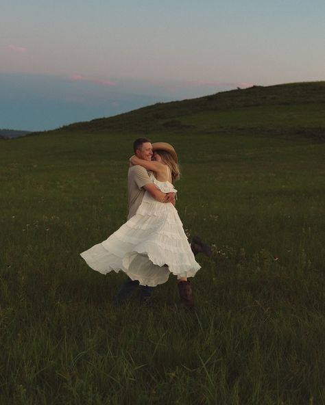 These two drove in from Colorado to meet me in the rolling hills of the little apple. We both left our vehicles with arms ready for a big hug and a handwritten card for the other. I met Kendra in college, knowing her to be kind and excitable. THIS excitement was from another realm when she reached out asking me to be her wedding photographer. This engagement session was born from many many messages, inspiration coming from all over the internet, brainstorming a location at least a hundred t... Bright Blue Eyes, Adventurous Women, Cotton Candy Sky, Big Hug, To Be Kind, Rolling Hills, Couples Photography, Big Hugs, Pose Ideas