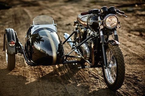 BEST OF THE BRITISH: Triumph Thruxton + Watsonian Sidecar by 86 Gear Motorcycles. - Pipeburn Motorbike With Sidecar, Motorcycle With Sidecar, Bike With Sidecar, Triumph Thruxton 900, Bicycle Sidecar, Best Motorbike, Triumph Bobber, Triumph Thruxton, Motorcycle Sidecar