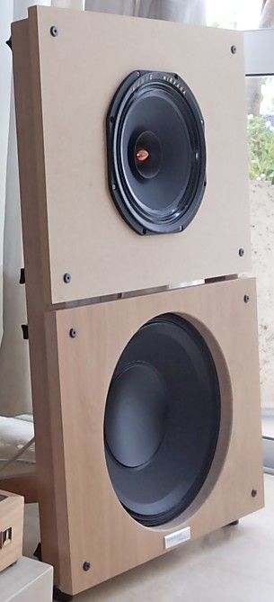 300 customer speaker projects and DIY speaker discussion.  Audio Nirvana speakers from CommonSense Audio. Speakers Design, Audio Board, Open Baffle Speakers, Best Home Theater System, Open Baffle, Audio Ideas, Speaker Plans, Speaker Enclosure, Speaker Kits