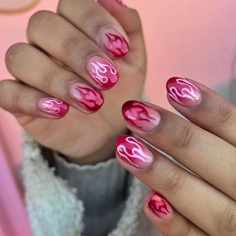 Red Pink Nail Art, Pink Aura Nail Art, Pink Cyberpunk Nails, Pink And Red Airbrush Nails, Barbie Nail Art, Valentine’s Day Aura Nails, Gal Nails, Trippy Pink Nails, Cute Almond Nails