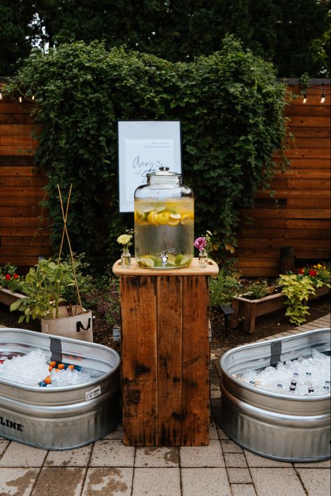 #reception #marriage #backyard Bbq Rehearsal Dinner Ideas Decor, Simple Backyard Reception Ideas, Informal Reception Ideas, Casual Wedding Backyard, Backyard Bbq Rehearsal Dinner, Backyard Elopement Party Receptions, Backyard Bar Wedding, Air Bnb Wedding Reception, Inexpensive Backyard Wedding Ideas