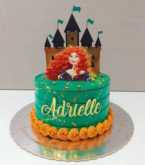 Bonitos pasteles de Brave de Disney para cumpleaños Merida Brave Cake Ideas, Merida Birthday Cake, Brave Birthday Cakes, Merida Cake, Merida Birthday Party, Brave Cakes, Bolo Drip Cake, Brave Birthday Party, Disney Princess Birthday Cakes