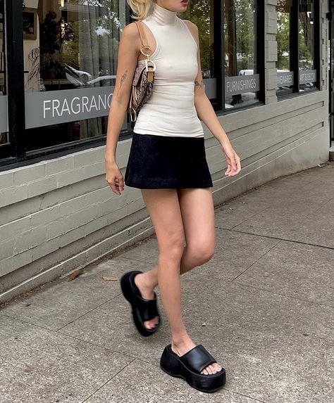 90s Platform Sandals Outfit, Jamie Nguyen, Platform Sandal Outfit, Sandals Outfits, Model Looks, Sandals Outfit, Tattoo Model, Aesthetic Outfit, Cebu