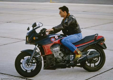 Star: The original Top Gun was released to theaters on May 16, 1986; pictured in the 1986 ... Kawasaki Gpz900r, Cruise Pictures, Kawasaki Bikes, Kawasaki Motorcycles, Cafe Racer Bikes, Classic Bikes, Super Bikes, Tom Cruise, Cool Bikes