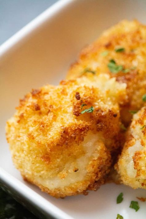 Airfryer Croquettes, Potato Croquettes Air Fryer, Vegetable Croquettes, Potato Croquette Recipe, Air Fryer Potato, Plan 2023, Air Fry Potatoes, Croquettes Recipe, Potato Croquettes