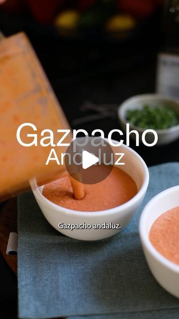 Ximena Saenz on Instagram: "GAZPACHO ANDALUZ - Para mí es una de las recetas más sanas y ricas del mundo ❤

Ingredientes
Tomate 5u.
Pepino ½ u.
Morrón rojo  ½ u.
Morrón verde ½ u.
Cebolla ¼ u.
Pan 1 taza sin corteza
Vinagre de vino 50 ml
Aceite de oliva 50 ml @oliovita varietal arbequina
Sal c/n
Pimienta c/n
Agua 200 ml aprox. 

Procedimiento
1. Lavar y cortar los tomates, la cebolla, los morrones y el pepino en cubos grandes. 
En un bowl colocar todo los vegetales cortados en cubos, agregar el ajo, el pan sin corteza y por último colocar el aceite de oliva, @oliovita mi preferido, el vinagre y salpimentar. Integrar bien.
2. Macerar en la heladera durante varias horas.
3. En una licuadora vas a colocar el macerado de vegetales, hielo y parte del agua. Licuar a máxima potencia. Si queda muy Gazpacho Recipe, Truffle Hunting, Cheap Eats, Gazpacho, What You Eat, Beautiful Food, Truffles, Vegan Recipes, Yummy Food