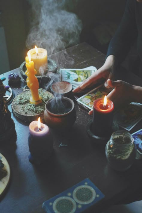 Crystals and Tarot // Crystal Fairy Vibes Voodoo Spells, Spell Caster, White Magic, Season Of The Witch, Spells Witchcraft, Witch Aesthetic, Witchy Woman, Witchy Vibes, Love Spells