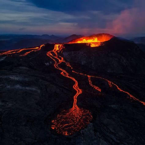 mauna loa volcano Mauna Loa Volcano, Thea Stilton, Mauna Loa, Ozone Layer, Hawaii Volcano, What Is Science, Fascinating Facts, Volcano, Geology