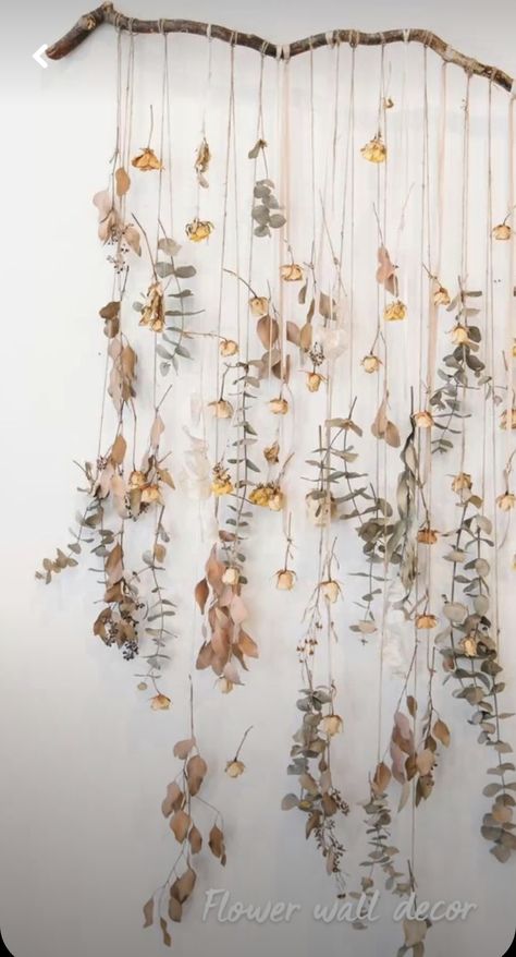 Hanging Dry Flowers Decor, Dried Flowers Hanging From Stick, Dried Flower Curtain, Hanging Dried Flowers Wedding, Display Dry Flowers, Hanging Dried Flowers Decor Wall, Dried Flowers Above Bed, Drying Flowers Hanging, Diy Dried Flower Wall Hanging