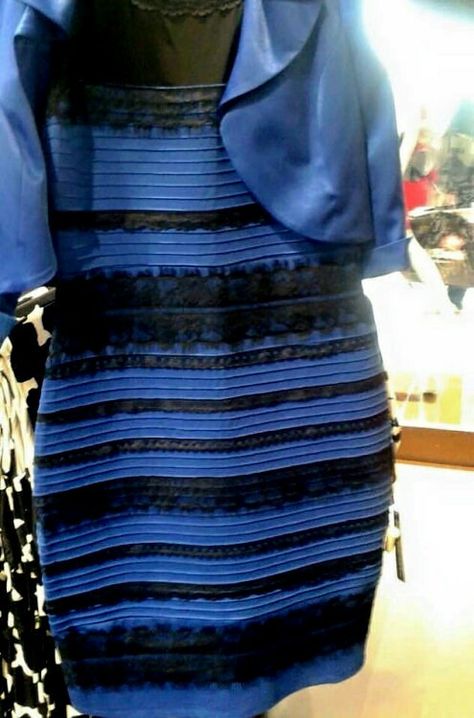 What coler is this dress to you its blue and black to me my dad think its white Blue And Gold Dress, White Gold Dress, Black And Blue Dress, Gold And Black Dress, Marine Uniform, Lace Bridesmaids, Illusion Dress, Dress Images, Lace Dress Black