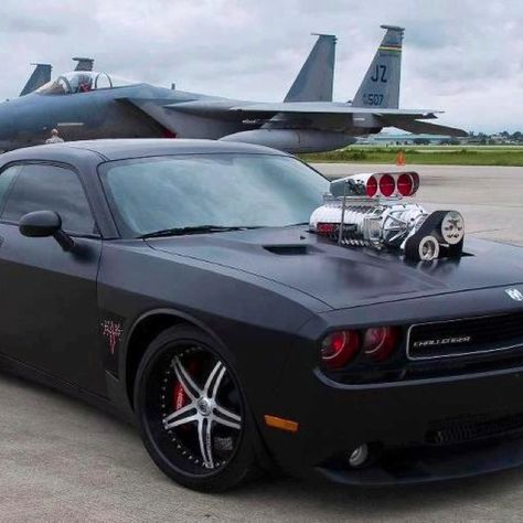 Wide body challenger with a blown 6.1 Hemi 1000 hp Hell Cat, Tmax Yamaha, Dodge Challenger Hellcat, Challenger Srt, Dodge Challenger Srt, Tuner Cars, Koenigsegg, American Muscle Cars