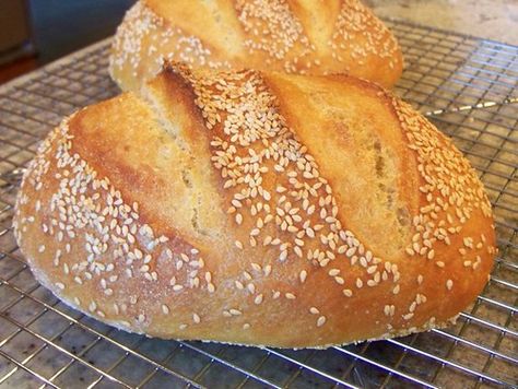 Semolina Bread Recipe, Narrow Stairs, Semolina Bread, Pizza Balls, Fried Pizza, Party Bread, Italian Bread Recipes, Lavender And Rosemary, Bread Rolls Recipe