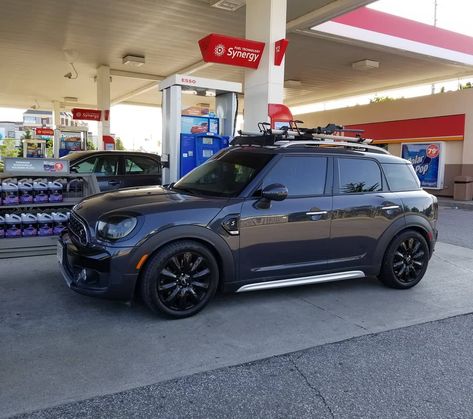 Mini Cooper Countryman Modified, Mini Countryman Custom, Mini Cooper Custom, Mini Crossover, Car Paint Jobs, Mini Cooper Clubman, Mini Cooper Countryman, Cooper Countryman, Mini Coopers