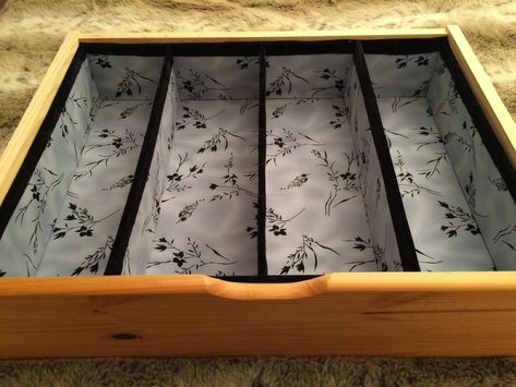 Get Organised! DIY Drawer Dividers Dresser Drawer Dividers, Dresser Organization Ideas, Bedroom Dresser Organization, Baby Drawer Organization, Dividers Ideas, Diy Dresser Drawers, Bedroom Desk Organization, Nursery Organization Diy, Baby Dresser Organization