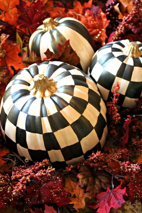 DIY Black & White Checkered Pumpkins Checkered Pumpkins, Mackenzie Childs Diy, Gorgeous Gourds, Mackenzie Childs Inspired, Mckenzie And Childs, Kid Friendly Halloween, Courtly Check, Diy Event, Stacked Pumpkins