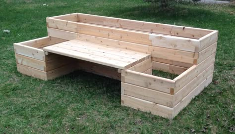 Raised Garden Bed Bench, Raised Bed With Bench, Raised Garden Bed With Bench, Bench Planter Ideas, Unique Raised Garden Beds, Raised Garden Bed Kits, Cedar Raised Garden Beds, Garden Beds Diy, Planter Bench