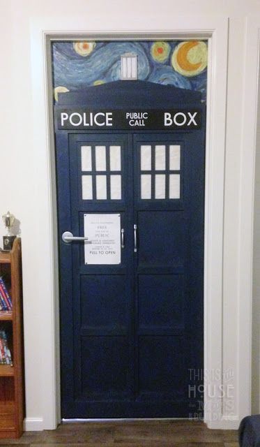 Nerdy Bedroom, Door Art Bedroom, Painted Bedroom Doors, Dutch Doors Diy, Tardis Door, Napoleonic Blue, Blue Chalk Paint, Laundry Room Doors, Door Inspiration