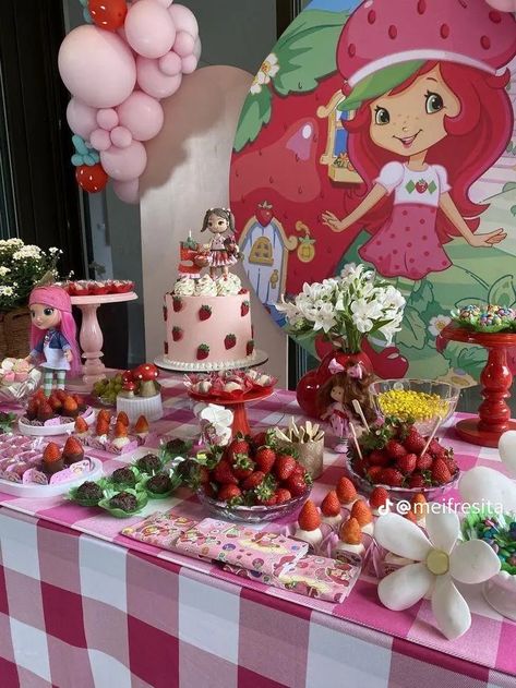 Strawberry Shortcake 16 Birthday, Strawberry Shortcake Ideas For Party, Strawberry Shortcake Tea Party, Strawberry Shortcake Dessert Table, Strawberry Shortcake Sweet 16, Strawberry Shortcake Birthday Party Idea, Strawberry Birthday Party Decorations, Strawberry Shortcake Decor, Strawberry Shortcake Stuff