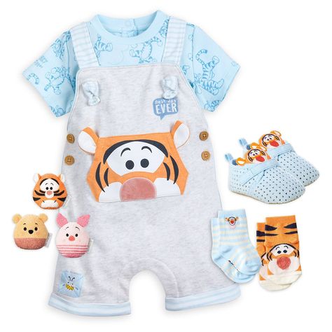 Disney Baby Boy Outfits, Disney Baby Outfits, Newborn Baby Things, Cute Baby Clothes For Boys, Disney Baby Clothes Boy, Baby Boy Disney, Baby Clothes Boy, Disney Baby Clothes