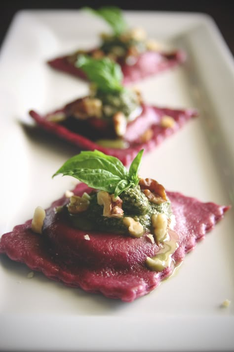 Goat Cheese and Sweet Pea Stuffed Beet Ravioli with Mint and Walnut Pesto Beet Ravioli, Walnut Pesto, White Plate, Homemade Pasta, Food Presentation, Food Plating, Beautiful Food, Ravioli, Goat Cheese