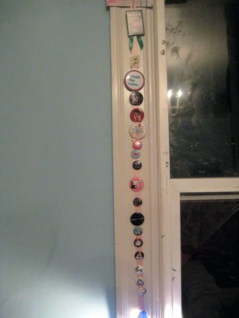 Easy to Make Lapel Pin and Button Display : 3 Steps - Instructables How To Display Button Pins, How To Display Pins Collection, How To Display Pins, Pin Collection Displays, Button Display, Collection Display, Show Case, Window Frame, Store Display