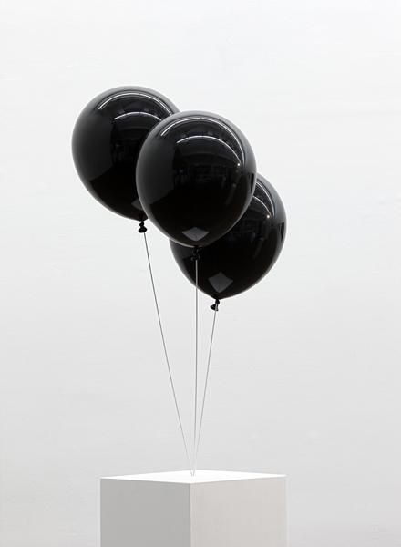 Inspiring Photography, Black Balloons, Black And White Aesthetic, Aesthetic Colors, Black N White, Happy Colors, White Aesthetic, Event Styling, Black Love