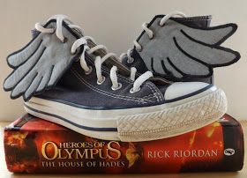 Percy Jackson Shoes, Percy Jackson Diy, Percy Jackson Costume, Winged Shoes, The Mark Of Athena, Daughter Of Aphrodite, Percy Jackson Cosplay, Book Costumes, Mark Of Athena