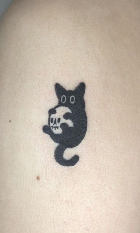 Scraggly Cat Tattoo, Tiny Creepy Tattoos, Nitw Tattoo Ideas, Grunge Cat Tattoo, Derpy Cat Tattoo, Tattoo Ideas Silly, Nothing Nowhere Tattoo, Creepy Cute Tattoo Ideas, Cat With Knife Tattoo