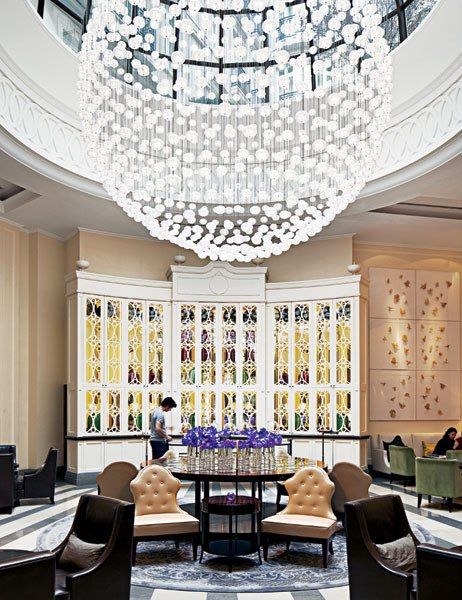 The lobby of the Corinthia Hotel is an elegant setting for afternoon tea. Corinthia Hotel London, London Westminster, Tea Photo, Corinthia Hotel, Trendy Hotels, Hotel Chic, London Hotel, Travel Guide London, Lobby Lounge