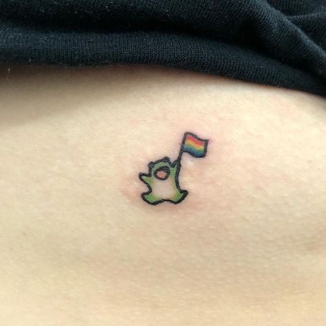 Character Tattoo Ideas, Frog Tattoo, Funky Tattoos, Frog Tattoos, Cartoon Character Tattoos, Cute Little Tattoos, Cute Tiny Tattoos, Funny Tattoos, Cartoon Tattoos