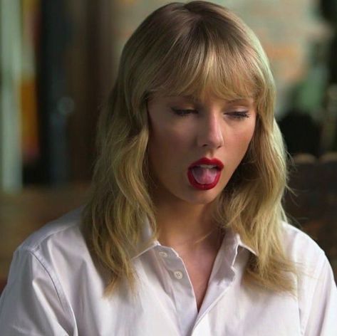 Taylor Swift Fotos, Scooter Braun, Swift Photo, Taylor Swift Funny, Taylor Swift Album, Taylor Swift Wallpaper, Live Taylor, Taylor Swift Pictures, Fav Celebs