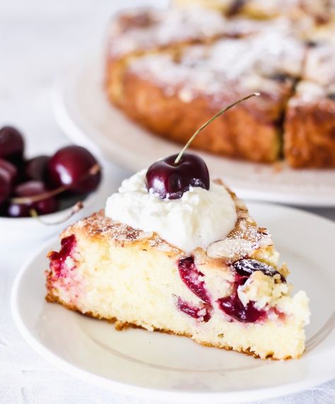 Easy cherry, almond and ricotta cake! Super moist and fruit but not too sweet. Perfect for summer. #summercakes #cherrycake #cherryalmondcake #easycakes Cherry Almond Ricotta Cake, Ricotta Cherry Cake, Fruit And Ricotta, Cherry Ricotta, Almond Ricotta Cake, European Baking, Cherry And Almond Cake, Ricotta Cake Recipes, Almond Ricotta